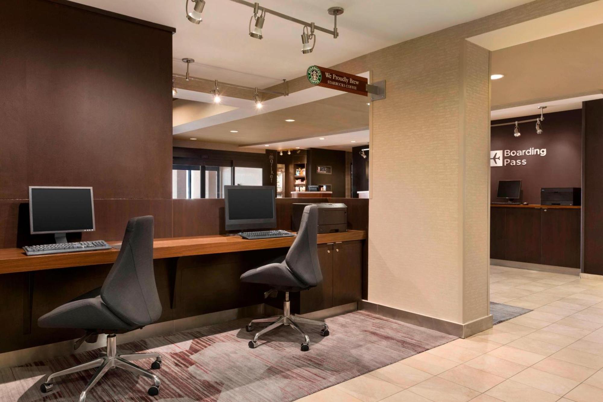 Courtyard By Marriott Bloomington Normal Hotell Eksteriør bilde