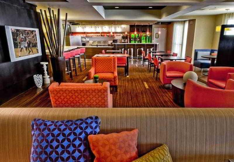Courtyard By Marriott Bloomington Normal Hotell Eksteriør bilde