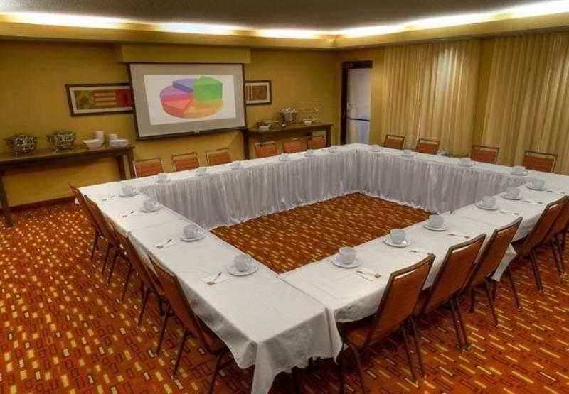 Courtyard By Marriott Bloomington Normal Hotell Fasiliteter bilde